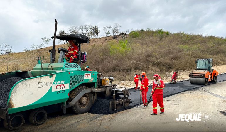 Prefeitura de Jequié segue firme com programa de pavimentação asfáltica no Loteamento Jardim Tropical